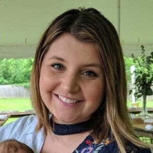 Meet your Posher, Courtney